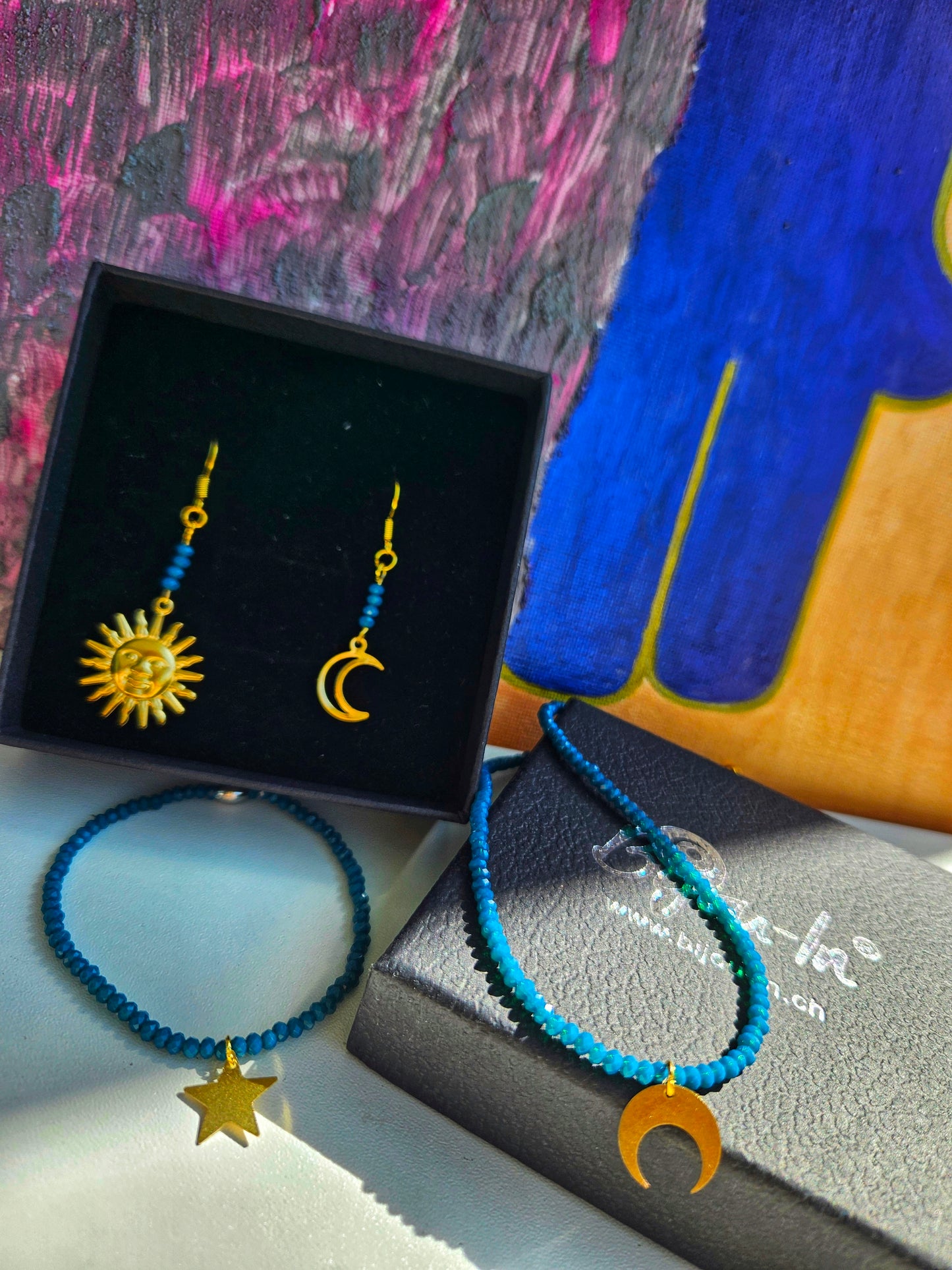 Universa / Ohrschmuck