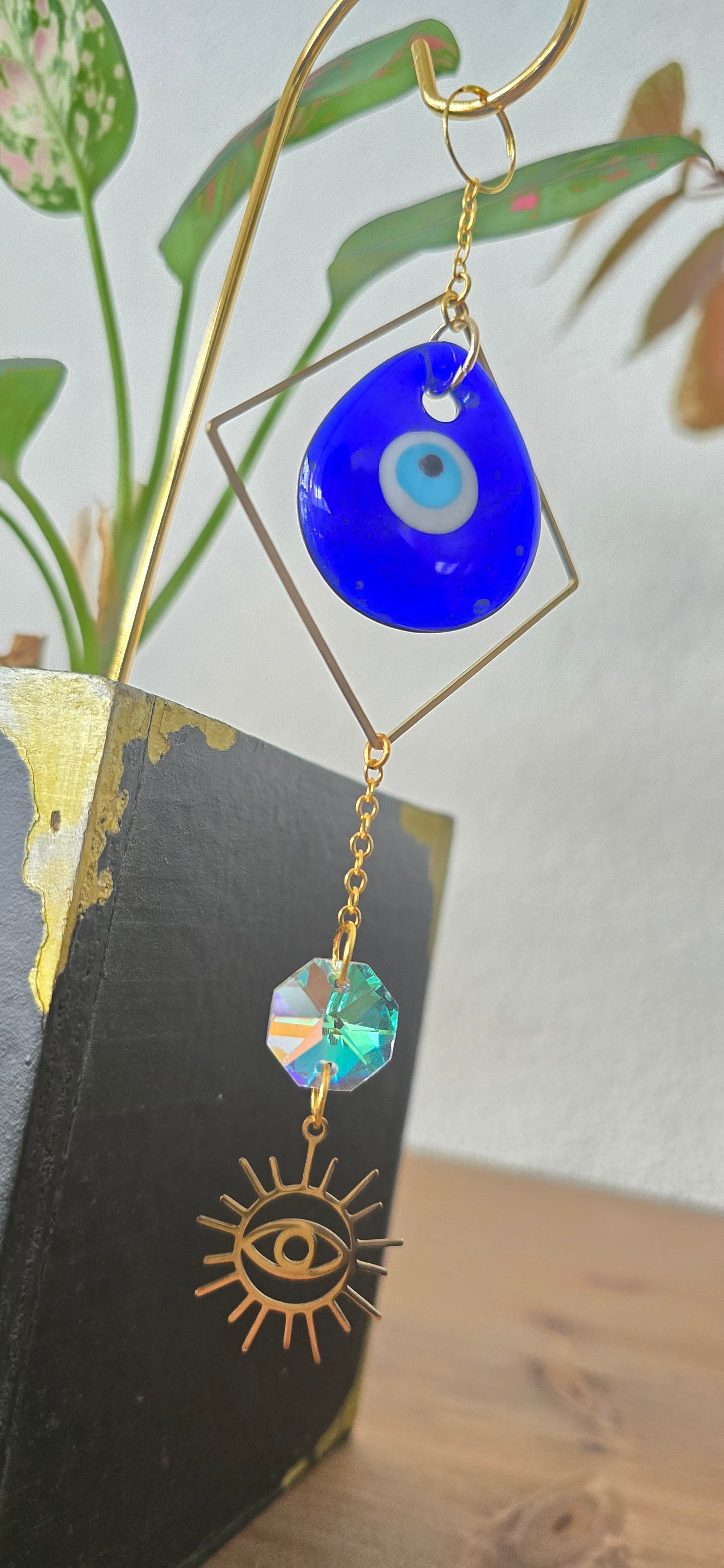 Incila / Sonnenfänger für Pflanzen